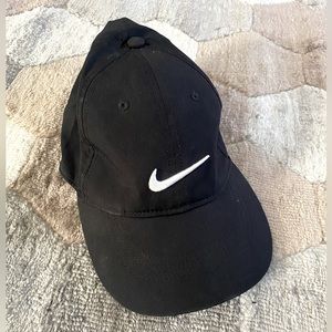 One size Nike hat